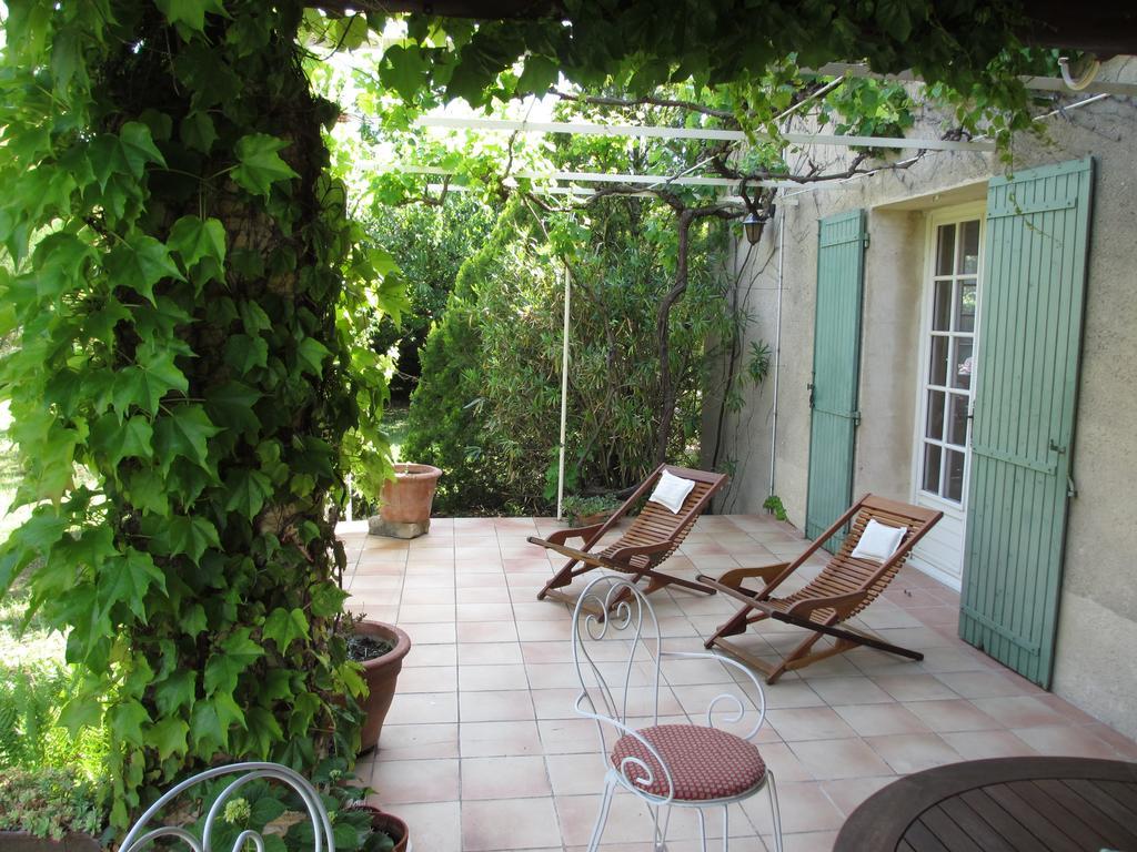 Clos Sainte-Garde Saint Didier  Buitenkant foto